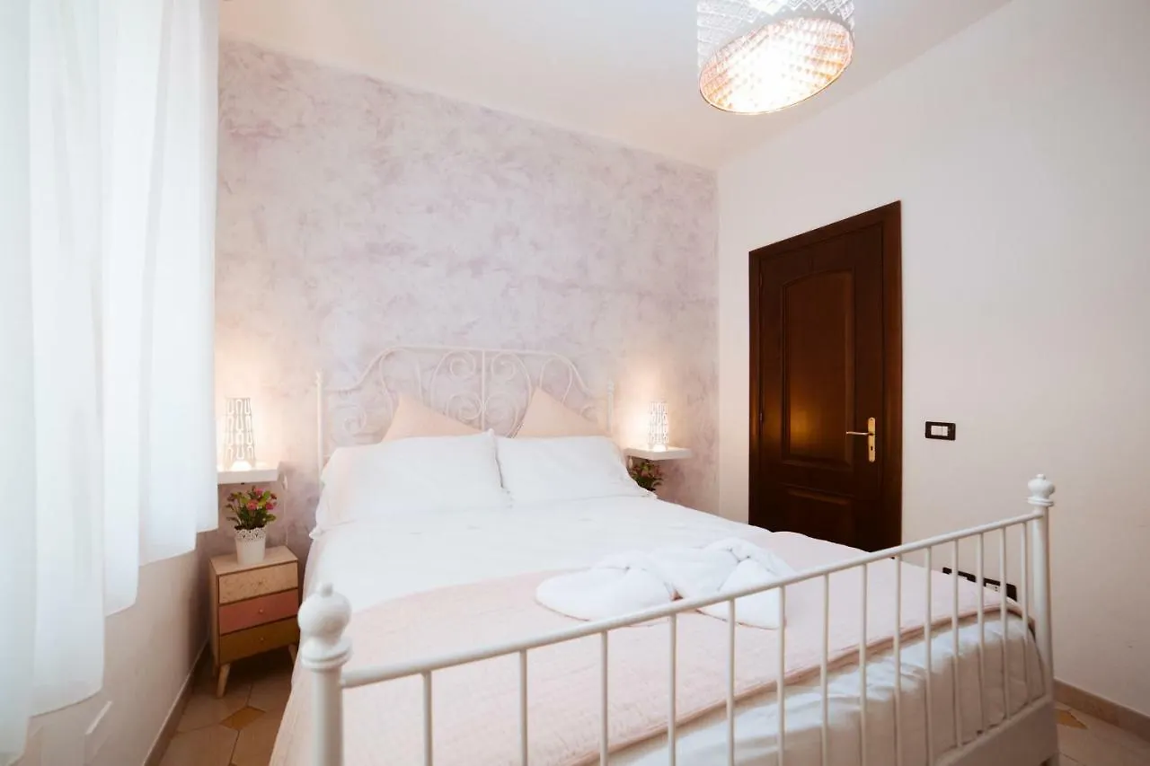 *** Bed & Breakfast Dimoramuri B&B Catania Italy